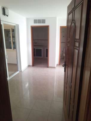 Appartement à louer à Mermoz image 9