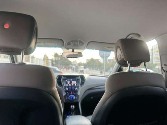 HYUNDAI SANTA FE 2017 image 8