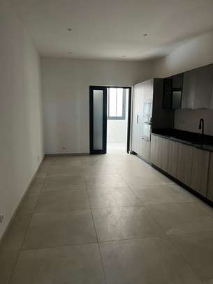 Appartement f4 à louer aux almadies image 10