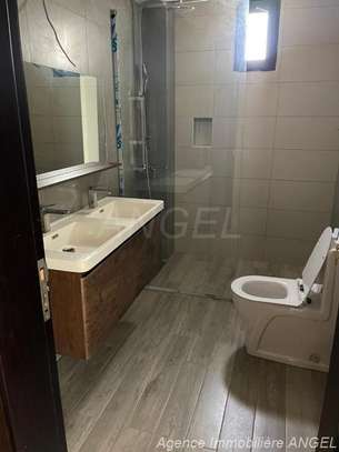 Ref_2479_PL Bel appartement neuf au Point E  au 4éme image 9