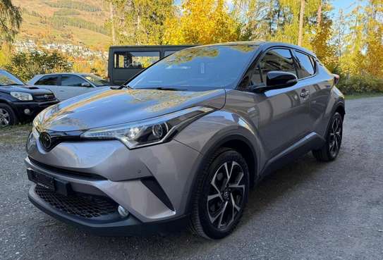 TOYOTA C HR image 2