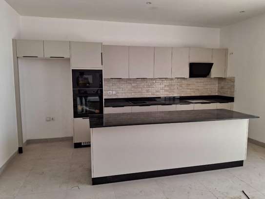 Appartement F3 à Louer au Point E image 2
