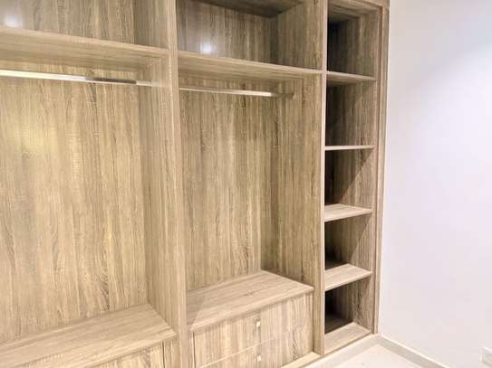 Appartement f4 à louer aux Almadies image 9