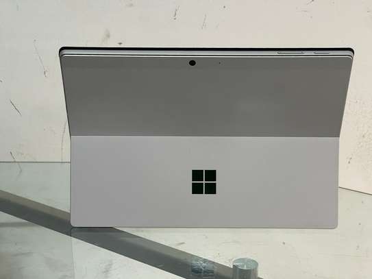 Surface Pro 7+ i.5 avec Stylets et Dock USB-C image 3