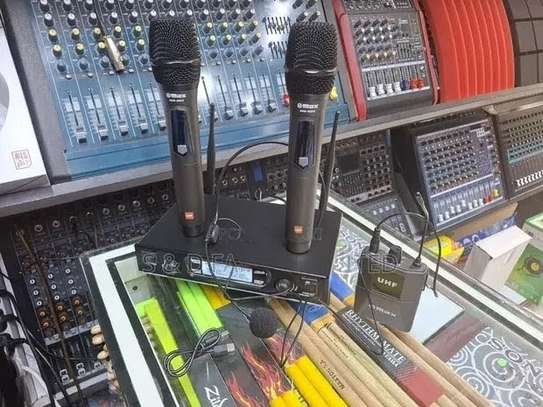 Système radio Double Micro Sans Fil VHF | OMAX AWM-495V3 image 2