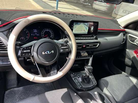 Kia Seltos 2023 essence  full options image 5