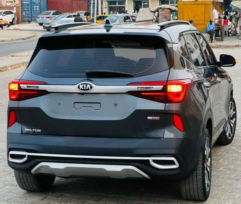 2020 KIA SELTOS image 4