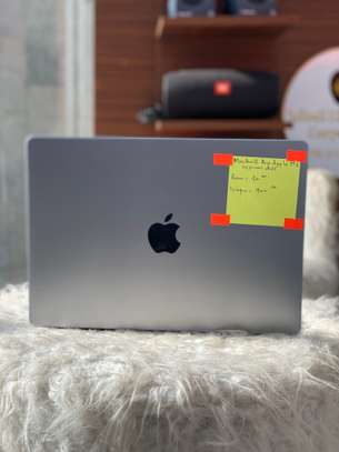 MacBook Pro  M1 2021 image 1