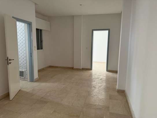 Très Bel appartement à louer image 12