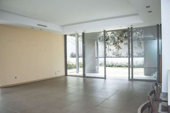 Appartement à louer - Fann Résidence Océan Drive image 6