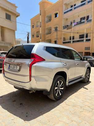 Mitsubishi pajero sport 2020 manuel 5 vitesses 7 p lass 44 image 12