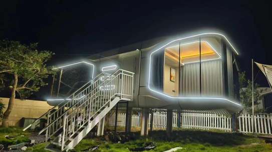 Maison Capsule 38m² – Idéale AirBnB – Moderne & Design image 14