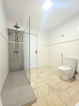 APPARTEMENT F4 À FANN RÉSIDENCE image 3