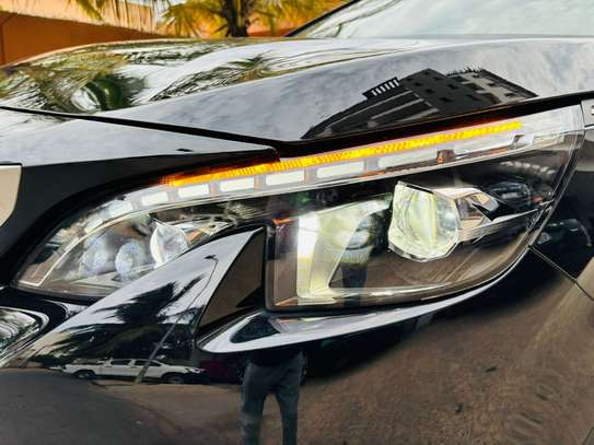 Peugeot 3008 2019 image 7