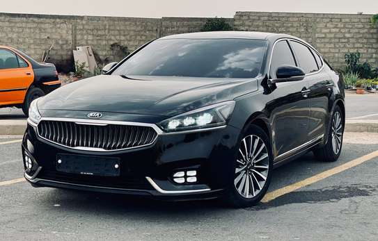 KIA K7 image 9