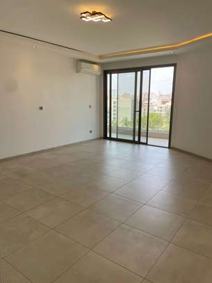 F5 A LOUER AUX ALMADIES (PAS LOIN DU KING FAHD PALACE) image 4