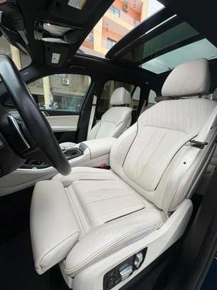 BMW X5 image 16
