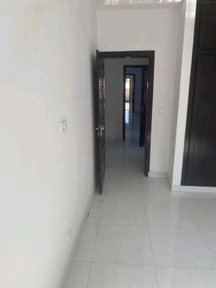 Appartement a louer au Point E image 7