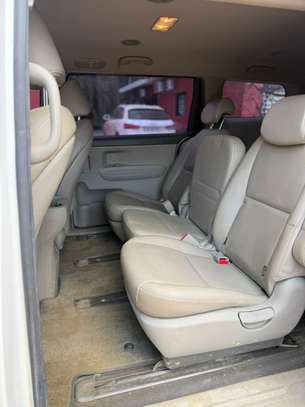 Kia Carnival 2018 image 9