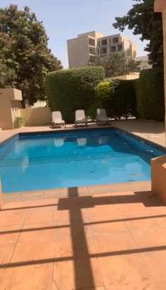 Appartement F4 lumineux à vendre cité Africa corniche image 8