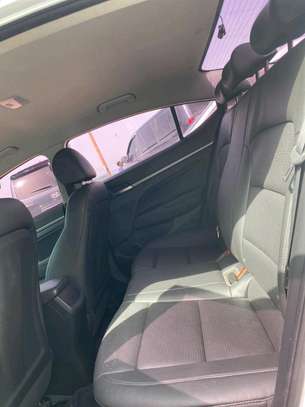 Hyundai avante 2018 image 14