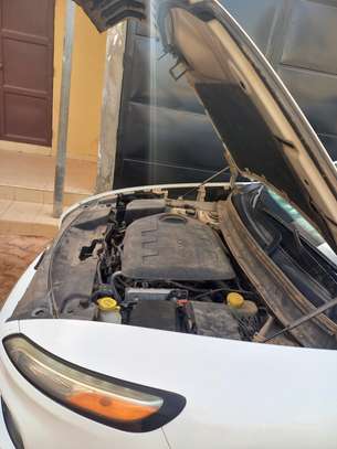 Jeep Cherokee image 8