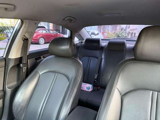 Hyundai sonata image 6