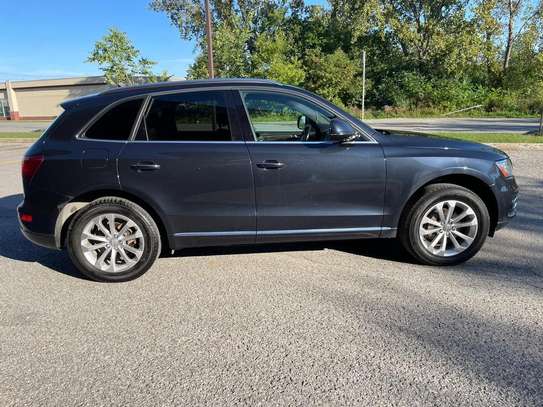 Audi Q5 2015 image 4