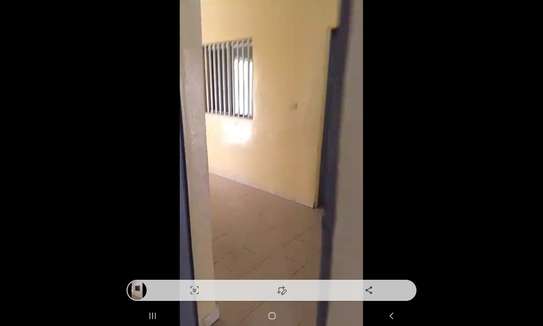 Appartement F5 a louer liberté 6 image 4