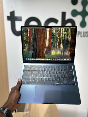 MacBook Air 2024 13 Pouces - M3 | 16GB RAM | 256 image 1