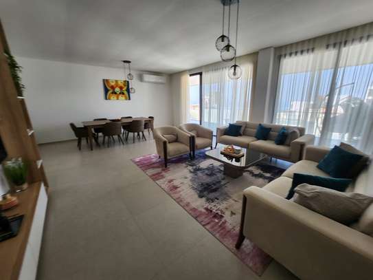 Appartement à louer 3 chambres salon image 15