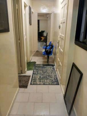 Appartement deux chambres meublees image 6