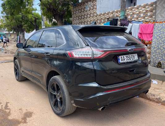 Ford Edge image 10