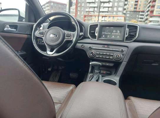 KIA Sportage image 7