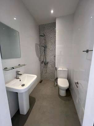 Appartement spacieux à la cité Mbaye faye image 1