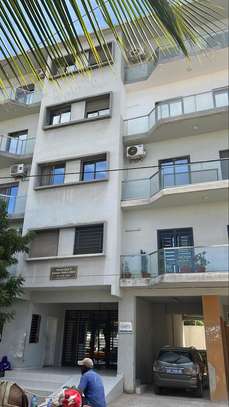 Appartement à louer au Point E. image 1