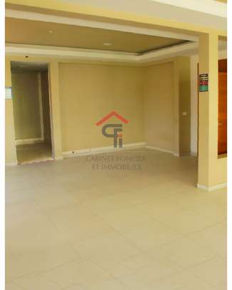 BUREAUX A LOUER A FANN RESIDENCE image 5