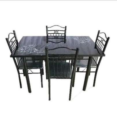 Table à manger 4 chaises image 1