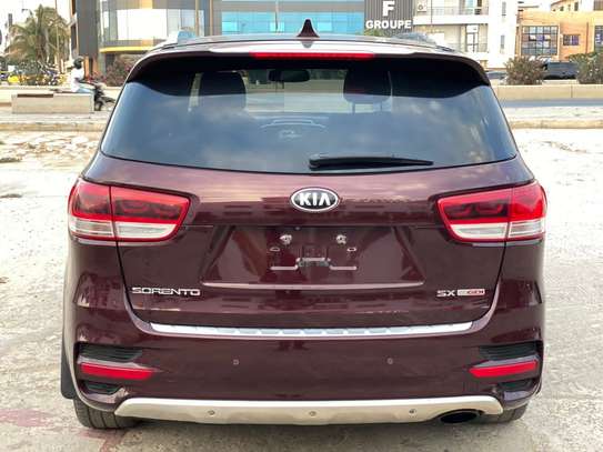 Kia Sorento Venat 2016 full options image 3