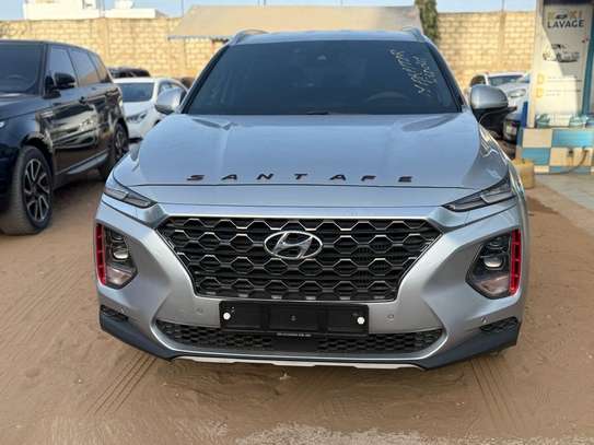 Hyundai santa fe image 1