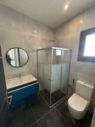 Duplex de Type F3 à louer image 11