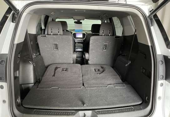 Gmc Acadia image 9