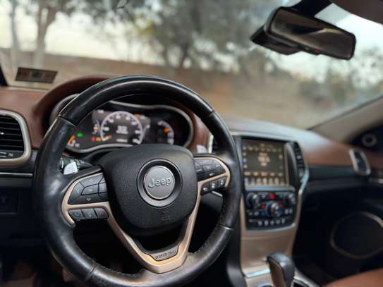 Jeep grand Cherokee submitt image 6