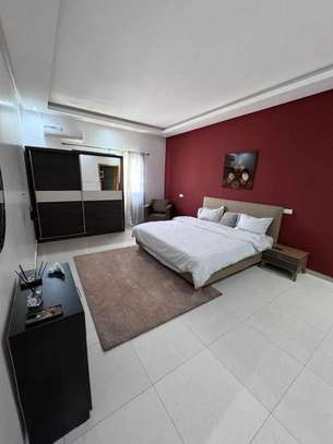 Appartement meublé vue sur mer à louer aux Almadies image 9