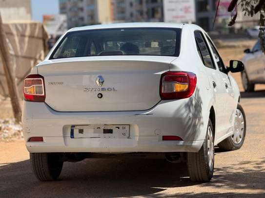 Renault symbol 2021 image 8