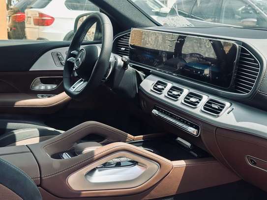 Mercedes GLE53 AMG 2025 image 6