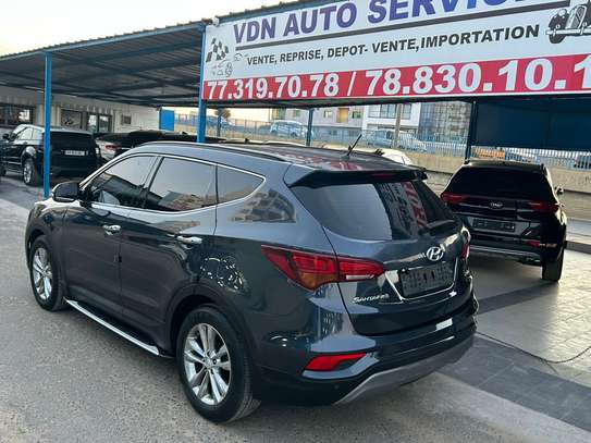 Hyundai Santa Fe 2017 diesel full options image 2
