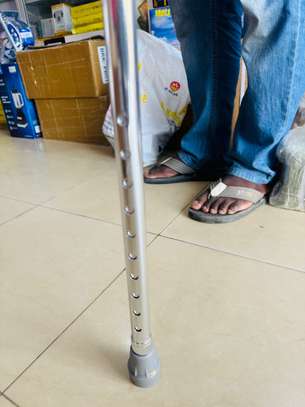 Canne anglaise, Béquille de maintien réglable image 7