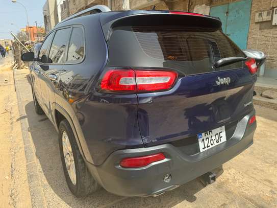 LOCATION TRÈS BELLE JEEP CHEROKEE image 8