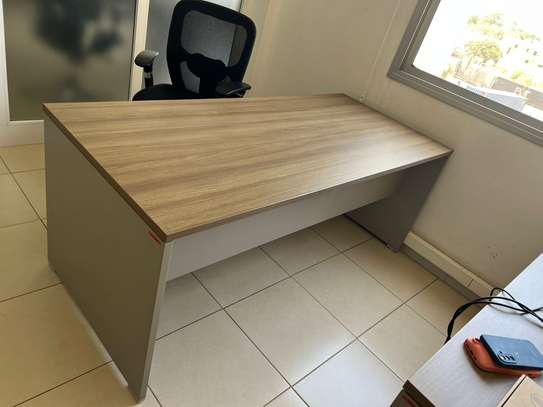 Lot de Mobilier de bureau en très bon état à vendre image 6